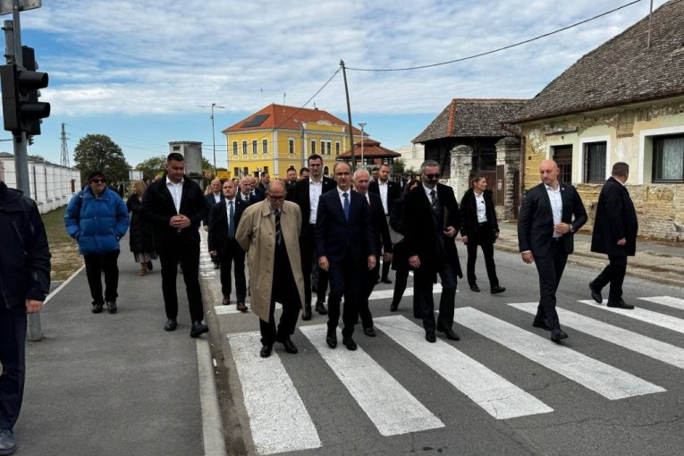 Đuro Macut prisustvovao je u Dalju