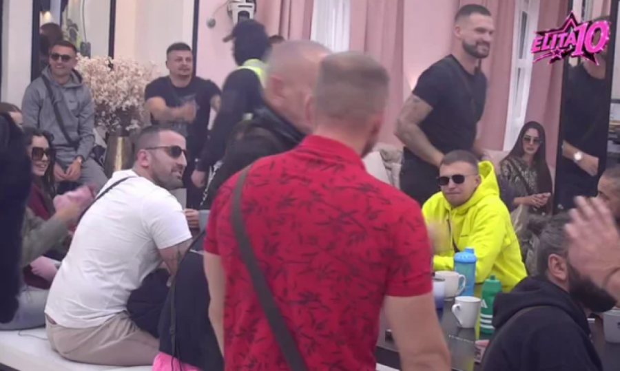 Obezbeđenje jedva obuzdalo Marka Osmakčića
