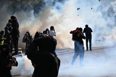 NEMA MRDANJA!  Posle uvođenja policijskoj časa u Parizu, kretanje ograničeno i u ovom gradu u Francuskoj - VIŠE OD 1.800 LJUDI U ZATVORU!