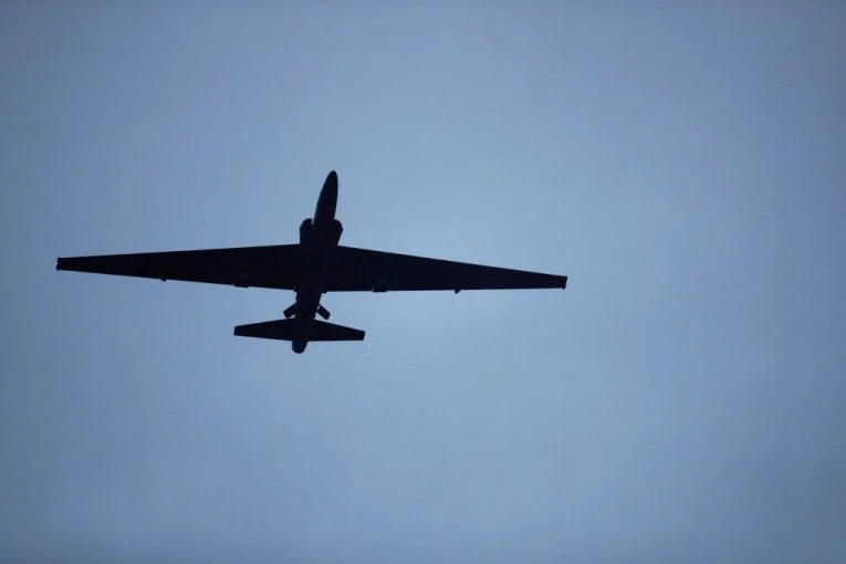Američki špijunski avion u blizini ruske granice! Dva sata kružio, sve pokazali podaci o letu