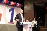 MILOŠ VUČEVIĆ I MILAN KNEŽEVIĆ NA PREDIZBORNOJ TRIBINI U NIŠU: "Biće iz keca u kec, jer vuk je vuk, a zec je zec"! (FOTO)