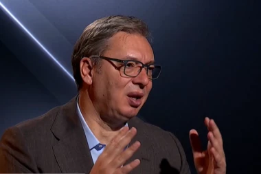 "MOJA MAJKA JE ŽENA MUČENICA!" Vučić u emotivnoj ispovesti za "Neispričano" o porodici, burnoj mladosti, ulasku u politiku i drugim teškim stvarima koje su mu obeležile život!