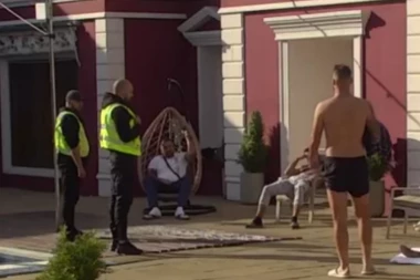 OBEZBEĐENJE OPKOLILO MARKA OSMAKČIĆA: Tresu se Šimanovci, jedva ga obuzdali!