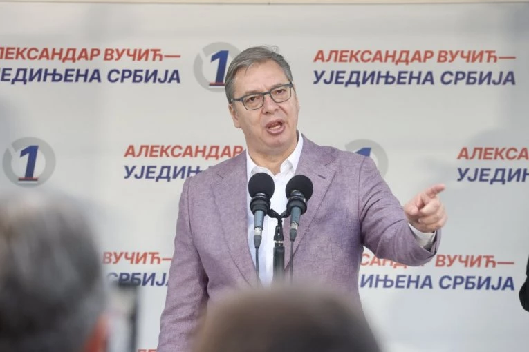 VUČIĆ UŽIVO TAČNO U DEVET: Danas u emisiji Gordane Uzelac, u fokusu važnja pitanja za Srbiju!