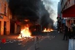 U PARIZU UVEDEN POLICIJSKI ČAS POSLE ŽESTOKIH NEREDA! Nema kretanja tokom noći u ovim delovima grada - VAŽI ZA SVE!