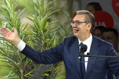 U SREDU VELIKI SKUP U NIŠU! Vučić očekuje ubedljivu pobedu na izborima: U nedelju će mirisati na RUZMARIN!
