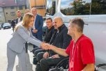 Đurđević Stamenkovski u Ivanjici: Grad dobio pristupačni kombi za osobe sa invaliditetom, najavljena i ugradnja lifta
