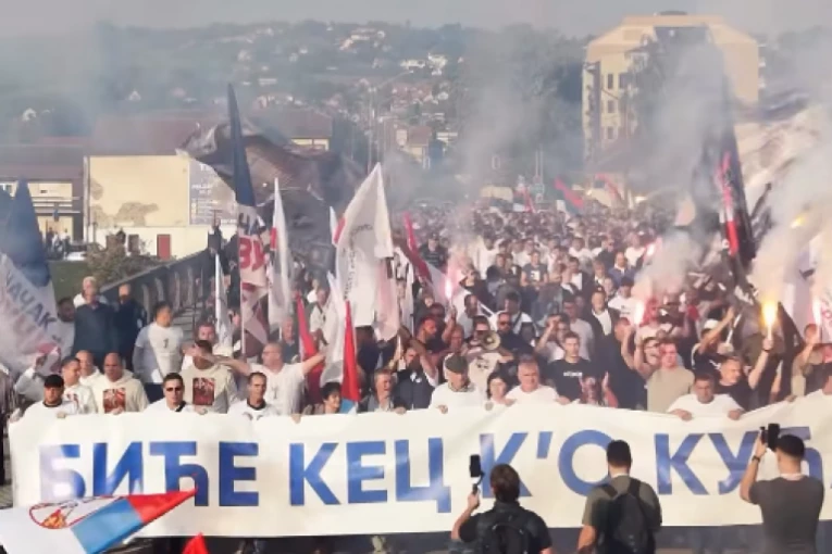 ČAČAK ČEKA VUČIĆA! Hala "Borac" već krcata - veliki skup "Ujedinjene Srbije" počinje u 18 časova! (FOTO, VIDEO)