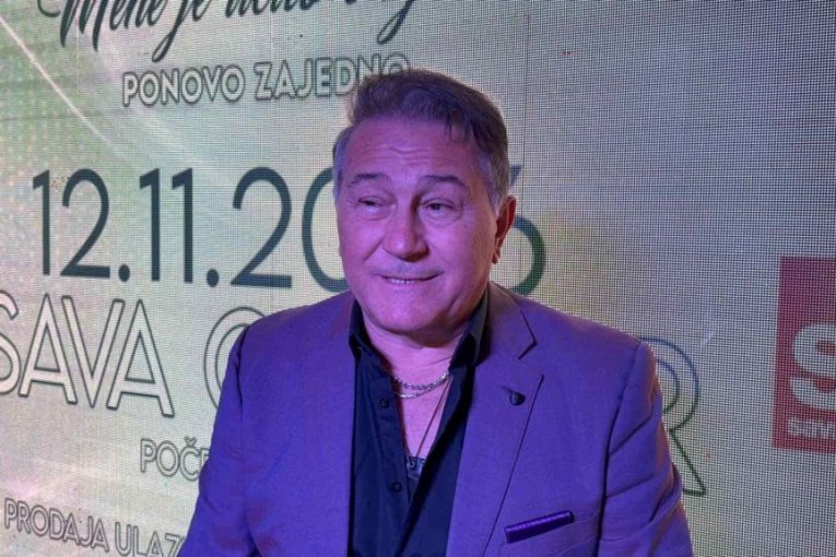 Halid Muslimović, pevač