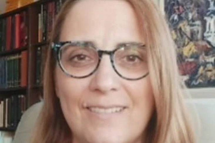 KO JE BLOKADERKA TATJANA ŽUNIĆ?! Britanija je školovala , državna fotelja hranila, a sada preko blokaderske liste PROMOVIŠE EKOLOŠKI EKSTREMIZAM!