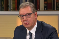 VUČIĆ O BRUTALNOM NAPADU NA OCA I MAJKU: "To je za anale"!
