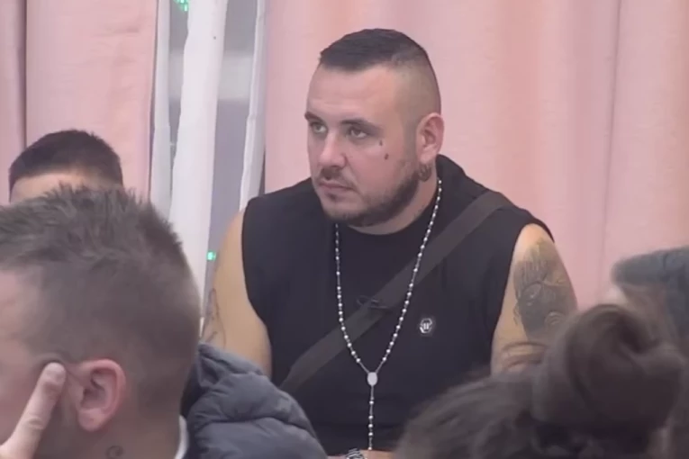 VODITELJ UNEO INFORMACIJU O DALILI DRAGOJEVIĆ U ELITU: Filip Car KOLABIRAO od ŠOKA, samo pao na krevet!