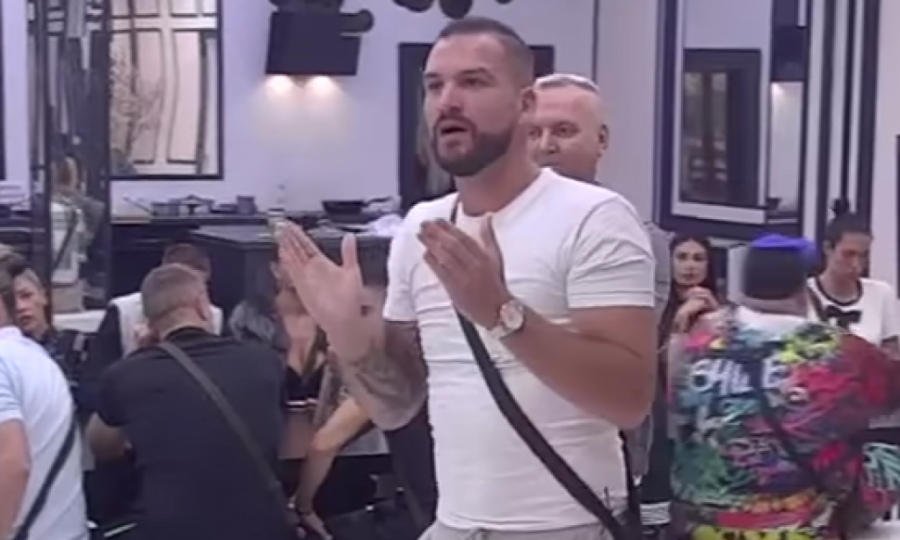 VODITELJ UNEO INFORMACIJU O DALILI DRAGOJEVIĆ U ELITU: Filip Car KOLABIRAO od ŠOKA, samo pao na krevet!
