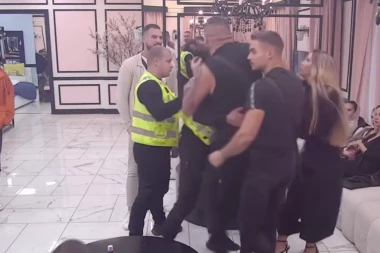 OSMAKČIĆ SPOMENUO CAREVO DETE: Bukti rat u "Eliti 10" - OBEZBEĐENJE NAPRAVILO ŽIVI ZID! (VIDEO)