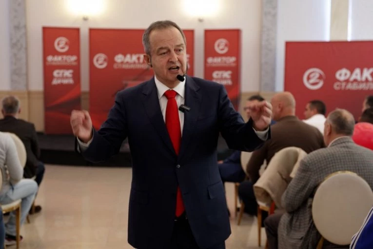 Dačić iz Kraljeva: Svi političari treba jasno da kažu Kosovo je Srbija, jer je to istorijsko pravo srpskog naroda (FOTO)