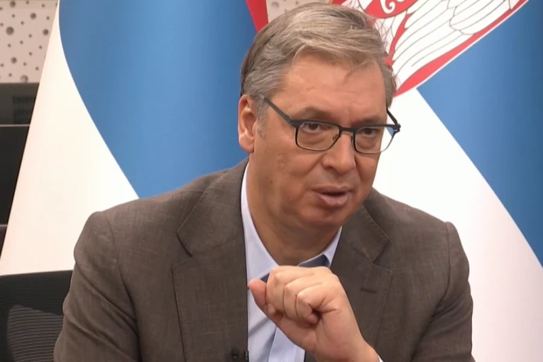 7 RAZLOGA ZBOG KOJIH VUČIĆ NE MOŽE DA IZGUBI! Izvestan izbor glasanja 25. oktobra