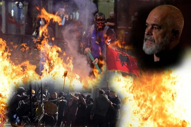 EDI RAMA POKLEKAO, NUDI PREGOVORE: Spreman sam za razgovore sa svima koji to žele