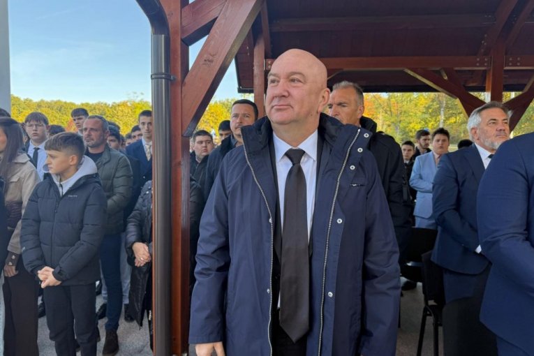 U Šumaricama u toku liturgija povodom 21. oktobra
