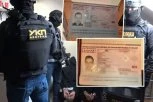 HRVATSKI PASOŠI, ORUŽJE I PLAN ZA HAOS NA DAN IZBORA! Uhapšeni osumnjičeni za pripremu napada na policiju i građane (FOTO)