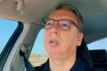OBRAĆA SE VUČIĆ NA TIK-TOKU! Krenuo u Niš svojom Škodom na veliki skup!
