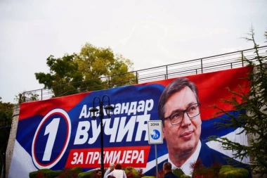 JEDNOGLASNO ZA BROJ 1! Omladina  u Nišu dala podršku Vučiću! (VIDEO)