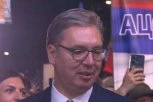 SVE SE ORI OD "RUZMARINA"! Vučić izašao za binu na velikom predizbornom skupu u Nišu - DESETINE HILJADA LJUDI S NJIM PEVA! (FOTO, VIDEO)