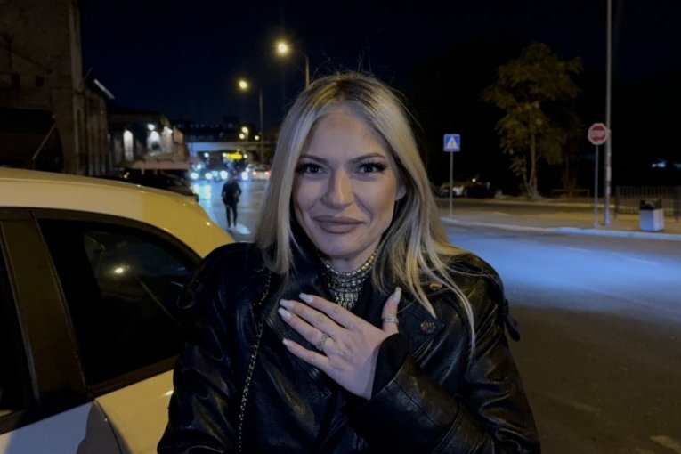 Vanja Mijatović, pevačica