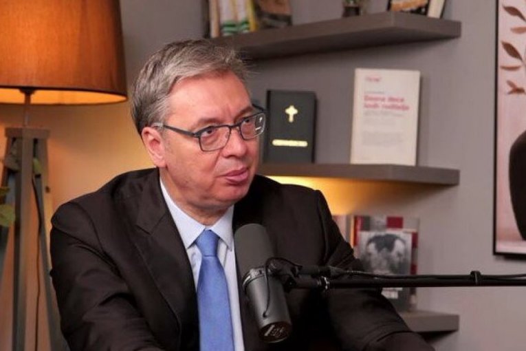 Vučić za "Albatros News"