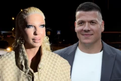 POMIRILI SE JELENA KARLEUŠA I SLOBA RADANOVIĆ! Isplivala prepiska na profilu pevača! (VIDEO)