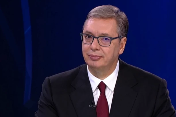 "PROMENILI SMO LICE SRBIJE!" Vučić: Gradićemo još puteva, prosečna plata skače na 1.500 evra!