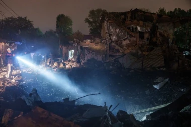 PREKID VATRE IZMEĐU RUSIJE I UKRAJINE: Ovaj grad je na ivici katastrofe, konačno stiže HUMANITARNA POMOĆ