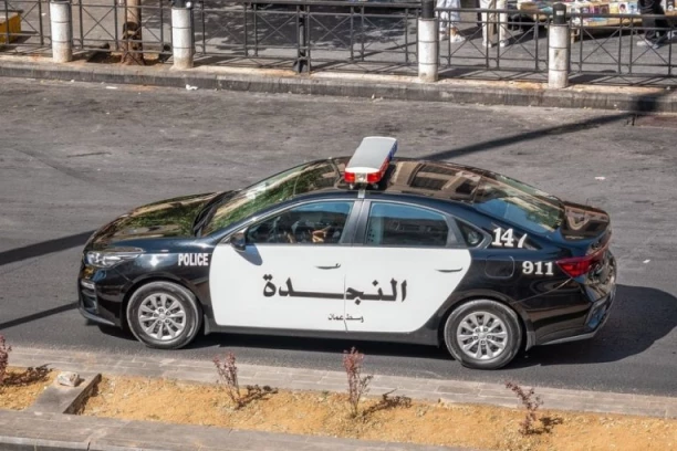 PUCNJAVA U CRKVI U JORDANU! Napadači otvorili vatru tokom sahrane - IMA MRTVIH I RANJENIH!