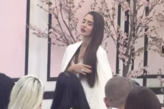 ANĐELA ĐURIČIĆ DOBILA INFORMACIJU KOJA JU JE SLEDILA: Voditeljka morala HITNO da prekine emisiju!