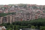 PRONAĐENO TELO MUŠKARCA NA MEDAKOVIĆU! Nepoznata osoba zatečena u baraci, sumnja se da je duže vreme tu