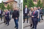 Porodično na glasanje: Ivica Dačić stigao na biračko mesto sa suprugom i sinom (VIDEO)