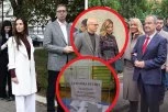 OTVORENA BIRAČKA MESTA U SRBIJI! Vučić u pratnji supruge Tamare došao da obavi građansku dužnost! (FOTO,VIDEO)