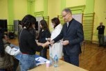 Đuro Macut glasao sa suprugom i ćerkom: Na Voždovcu obavili građansku dužnost!