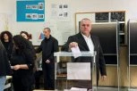 Dalibor Marković Palma glasao u rodnom Končarevu sa porodicom (FOTO)