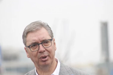 Aleksandar Vučić stigao u izborni štab SNS!