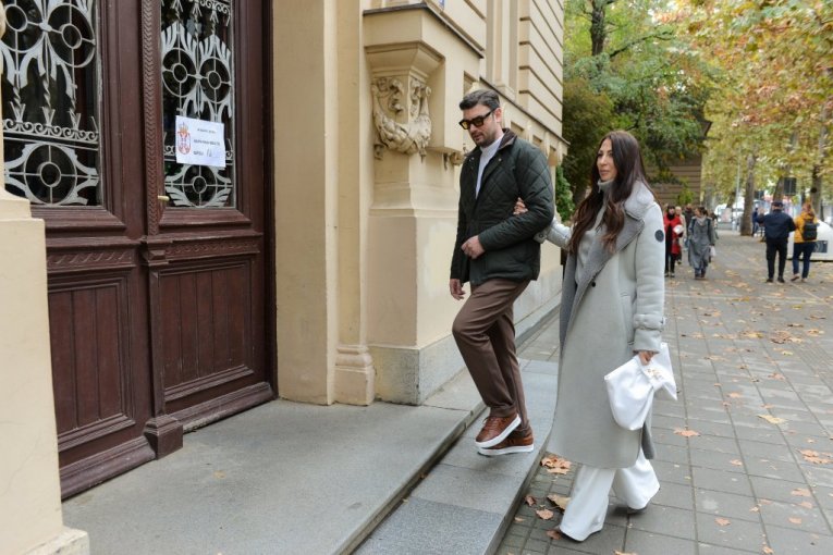 Nadežda Biljić i Toma Panić na glasanju