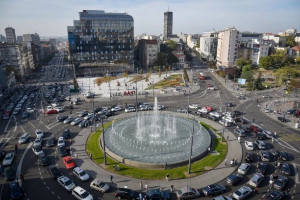 Pravila vožnje u kružnom toku: Ko ima prednost - spoljna ili unutrašnja traka?