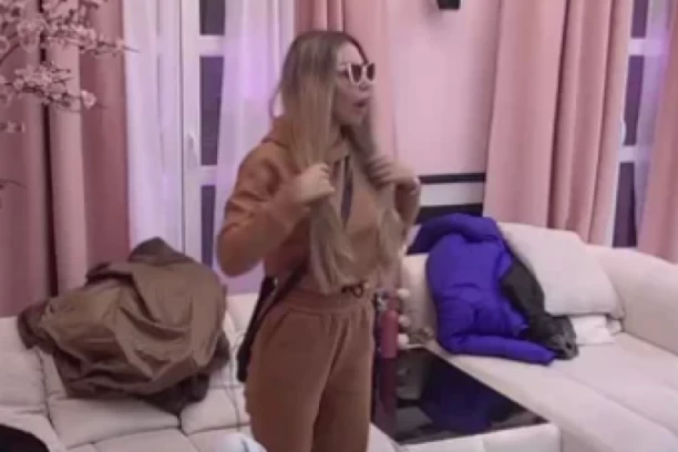 ANELI AHMIĆ DOŽIVELA HISTERIČNI NAPAD ZBOG ANĐELE: Dobila INFORMACIJU koja je ODUVALA, počela da URLA iz petnih žila!