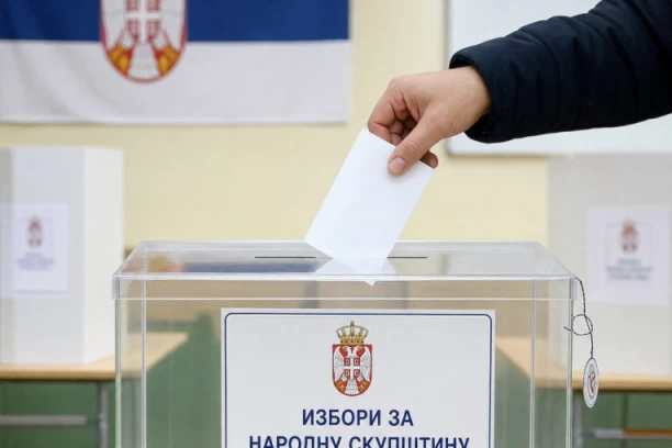 ZAŠTITNIK GRAĐANA NAJOŠTRIJE OSUĐUJE NASILJE I POZIVA NA SMIRIVANJE TENZIJA!