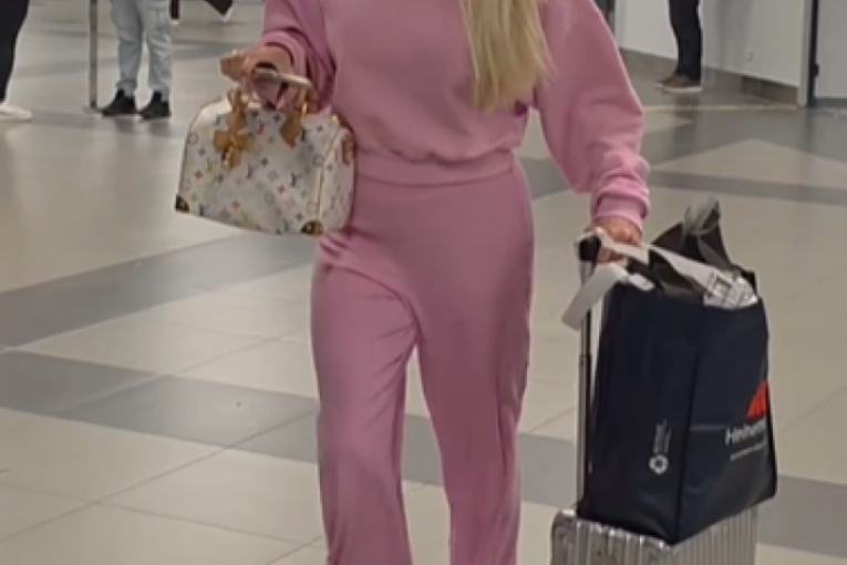 Jelena Karleuša, pevačica