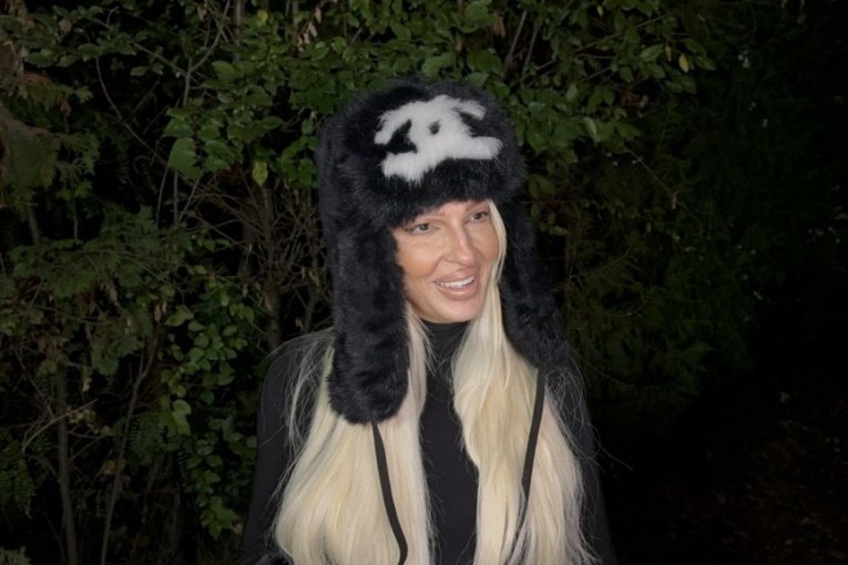 Jelena Karleuša, pevačica