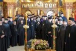 ZAŠTO SVEŠTENICI I MONASI NOSE DUGU KOSU AKO APOSTOL PAVLE TO NAZIVA SRAMOTOM: Otac Viktor otkriva šta se krije iza ovog običaja