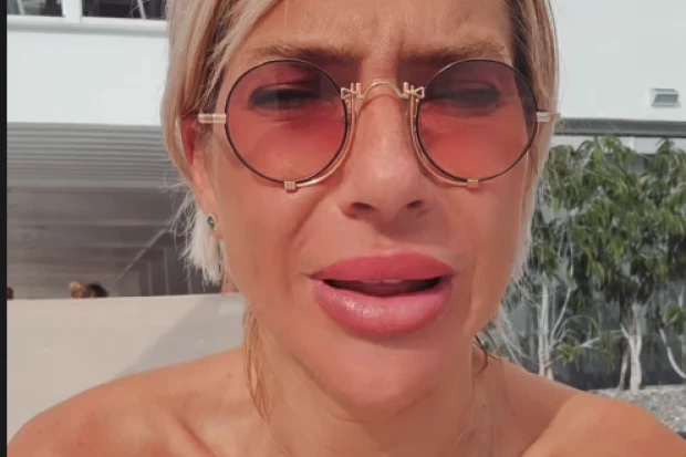 HITNO SAOPŠTENJE O EMISIJI JOVANE JEREMIĆ - SVE SE MENJA: Evo šta se dešava na Pinku, voditeljka morala VANREDNO da se oglasi!