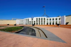 AUSTRALIJA NA NOGAMA POSLE BRUTALNOG NAPADA! Poslanici AMPUTIRANE obe noge, parlament pod POJAČANIM merama bezbednosti!