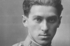 MILOŠ CRNJANSKI UMRO POD MISTERIOZNIM OKOLNOSTIMA! Lekari ni posle obdukcije nisu mogli da otkriju uzrok smrti velikog pisca
