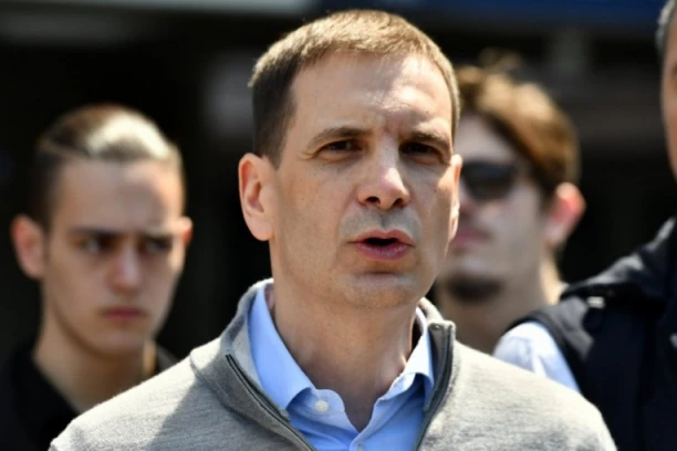 Miloš Jovanović je podneo ostavku, ali Predsedništvo Novog DSS jednoglasno odbilo njegovu odluku